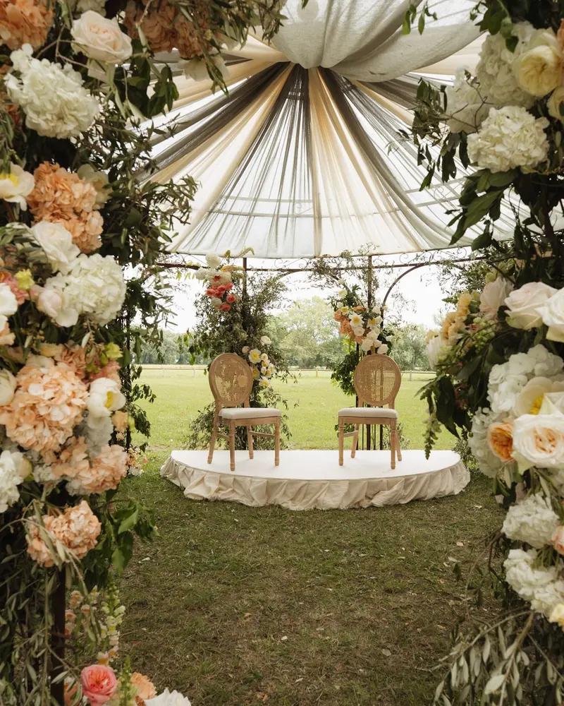 D & B, Mariage, Les Baux-de-Provence, France