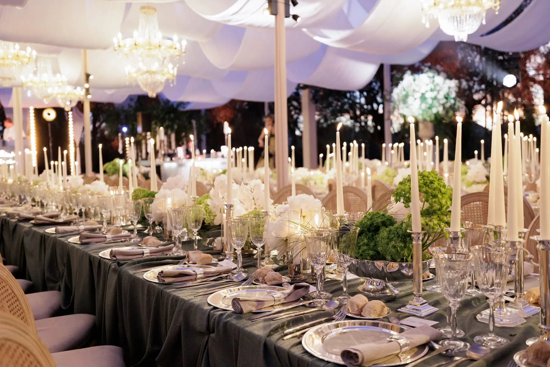 S & R, Mariage, Cannes & Cap d’Antibes, France. Le dîner sous les voilages, photo 16 sur 30