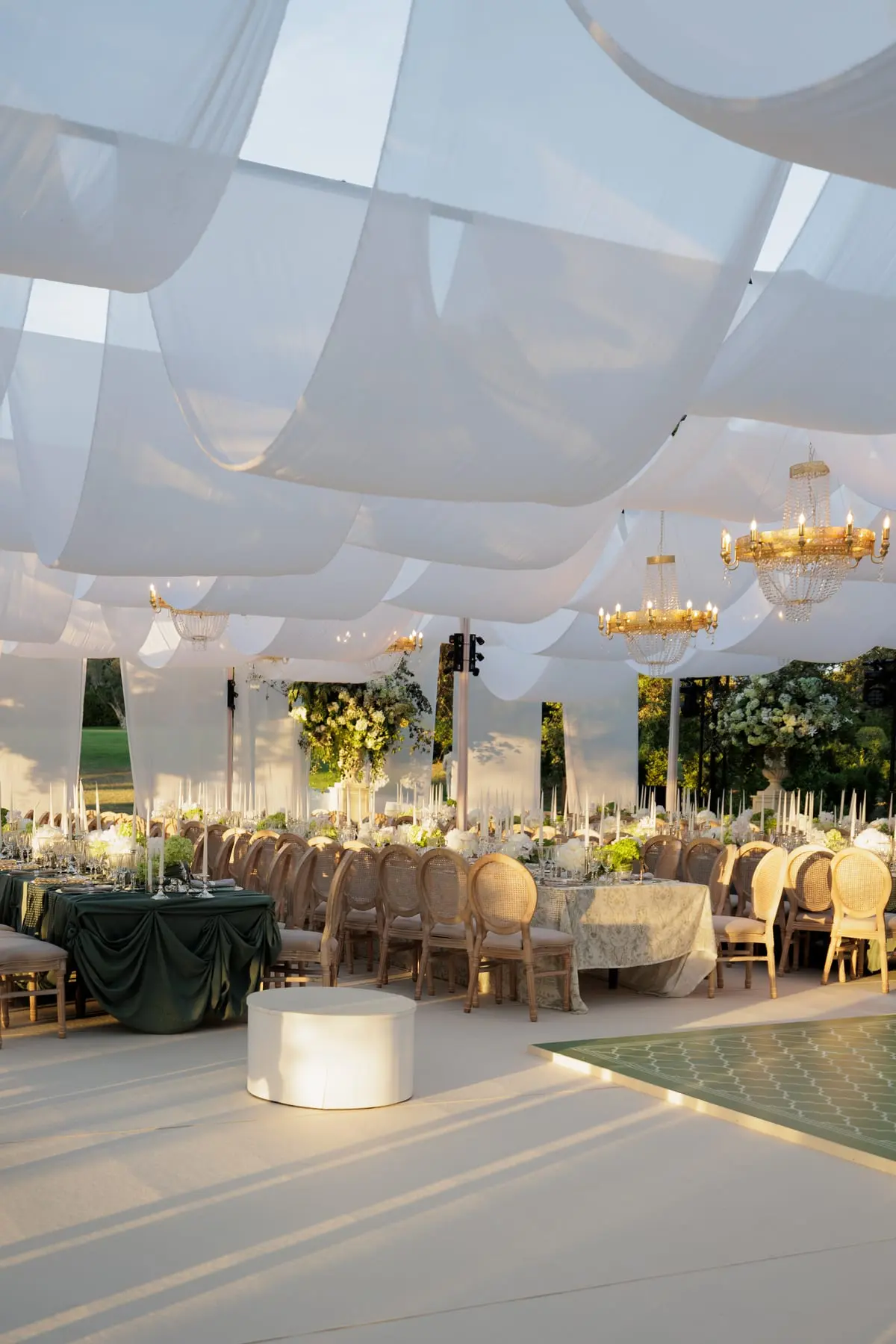 S & R, Mariage, Cannes & Cap d’Antibes, France. Le dîner sous les voilages, photo 18 sur 30