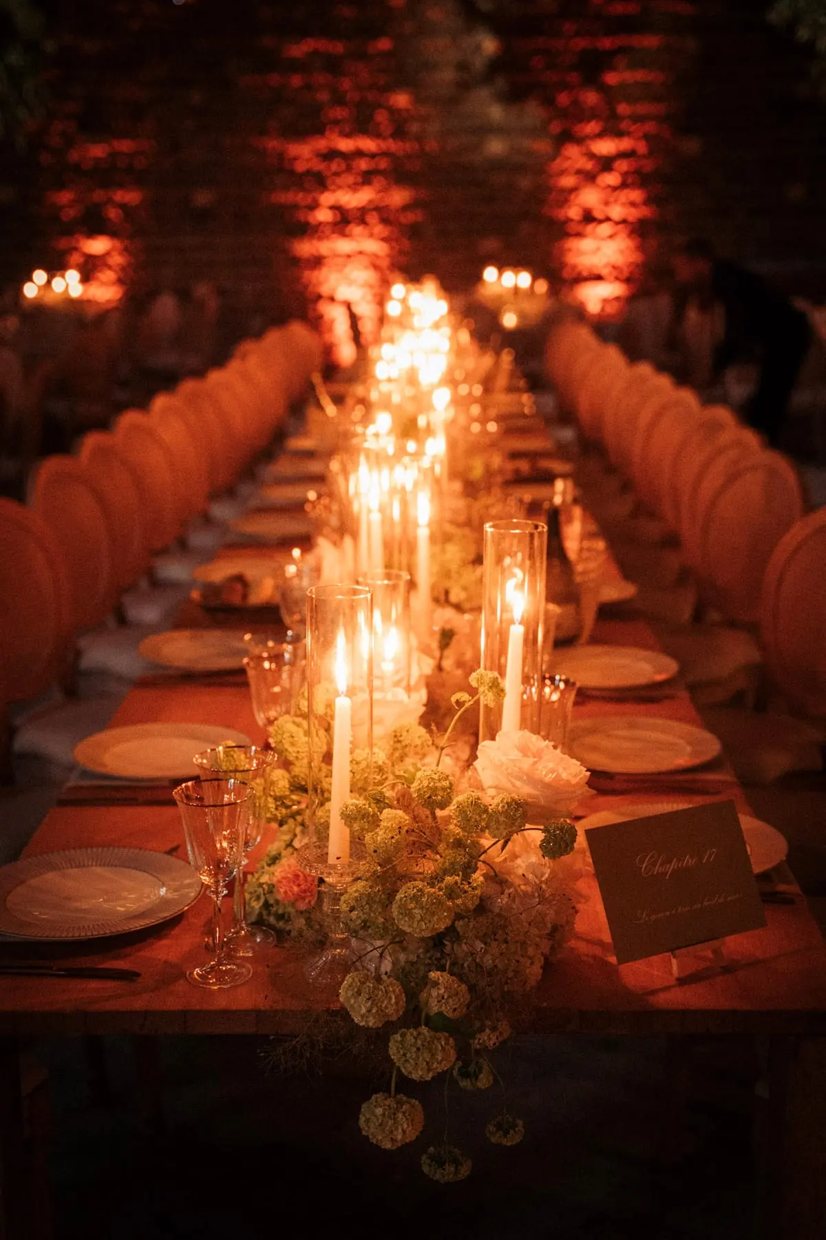 D & B, Mariage, Les Baux-de-Provence, France. Le dîner aux chandelles, photo 18 sur 23