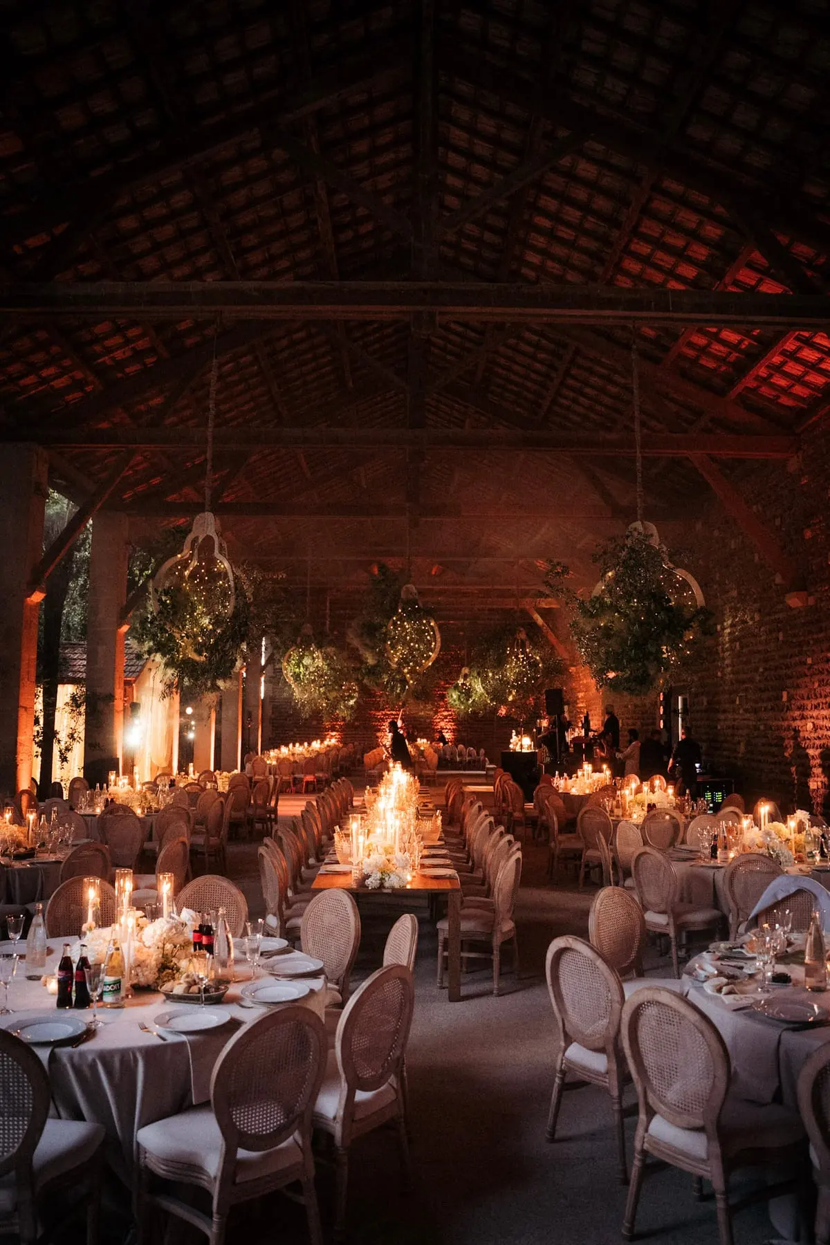 D & B, Mariage, Les Baux-de-Provence, France. Le dîner aux chandelles, photo 22 sur 23